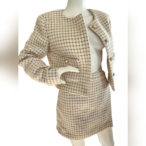 House of Harlow - Picture 5 of 17